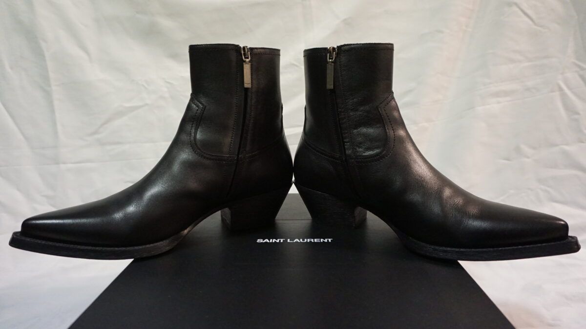 SAINT LAURENT PARIS by Anthony Vaccarello "LUKAS" Pointed toe boots 530825 CY500 1000 BRIT SOUPLE LUKAS 40 ZIP BOOTI 2018AW 2018-2019a/w